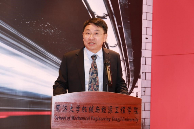 足球比分手机
院长卞永明教授致辞